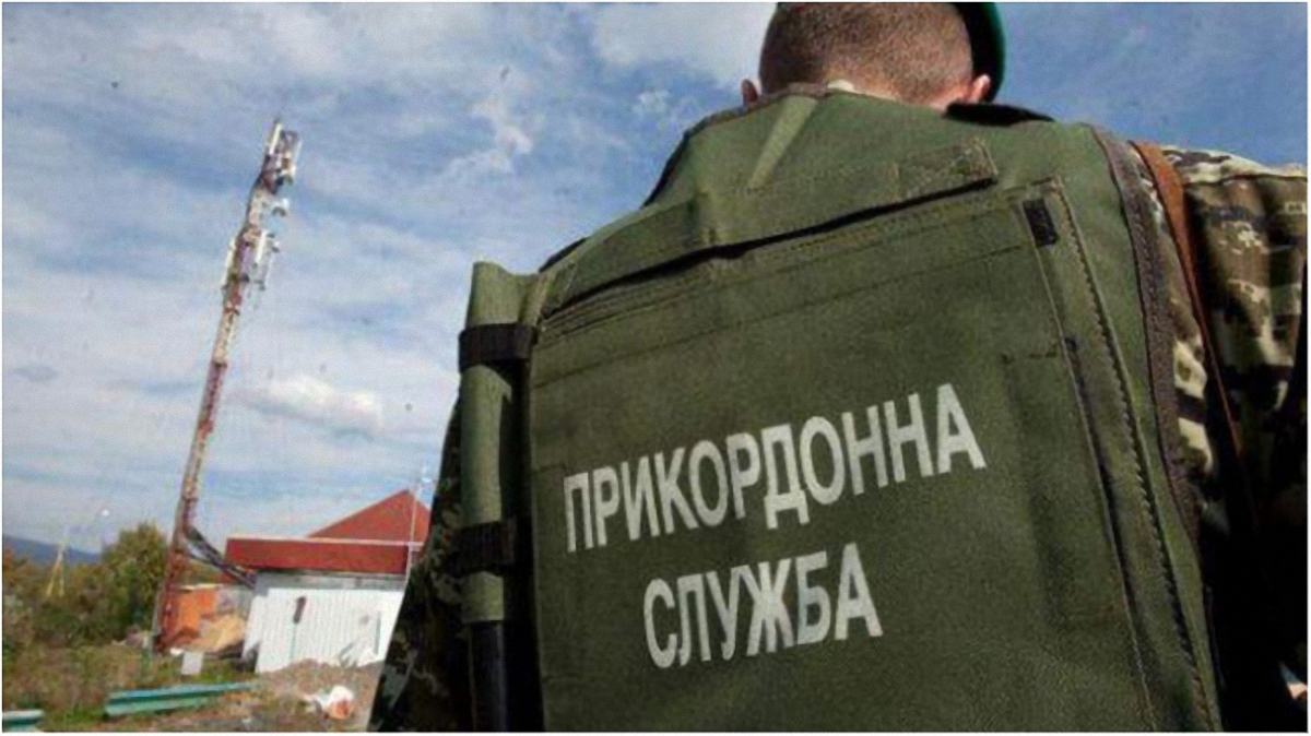 Украинец пытался выехать в Россию с фотографиями блокспостов и символикой боевиков