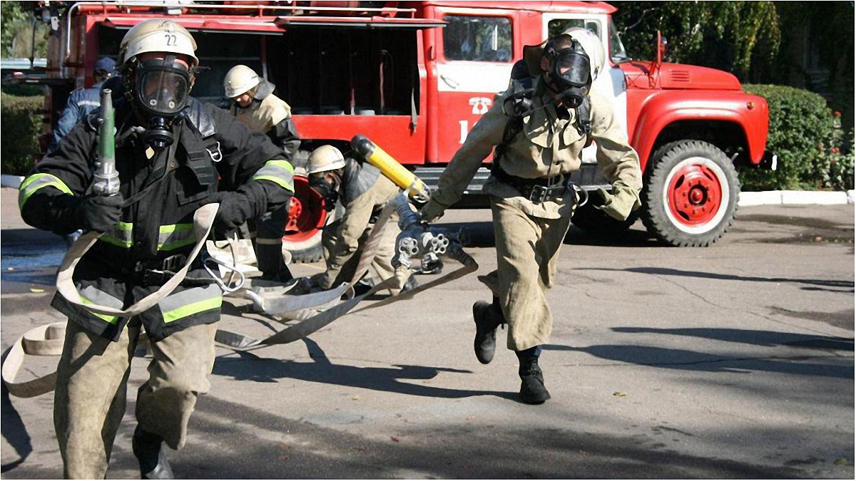 В Запорожской области горел жилой дом: есть погибшие