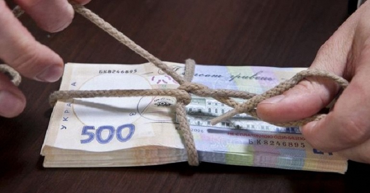 В Донецкой области госчиновницу разоблачили на вымогании "дани" от переселенцев