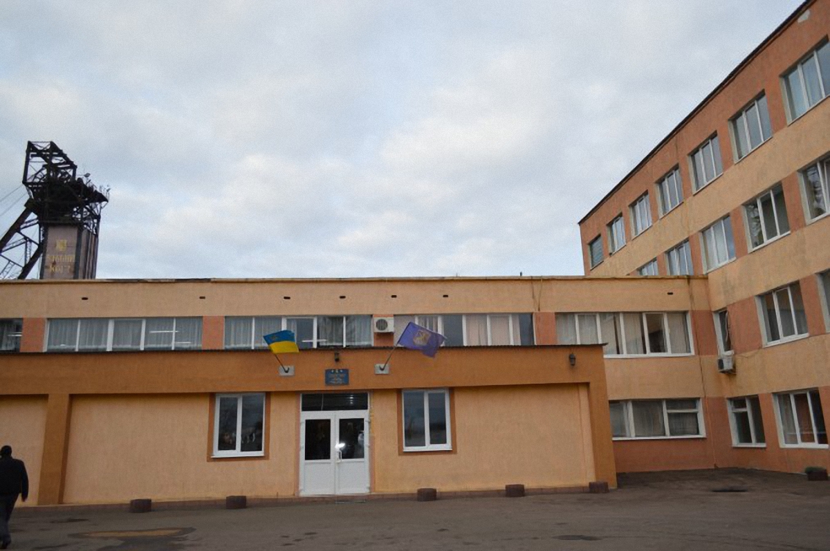 Количество пострадавших в результате взрыва на шахте "Степова" увеличилось