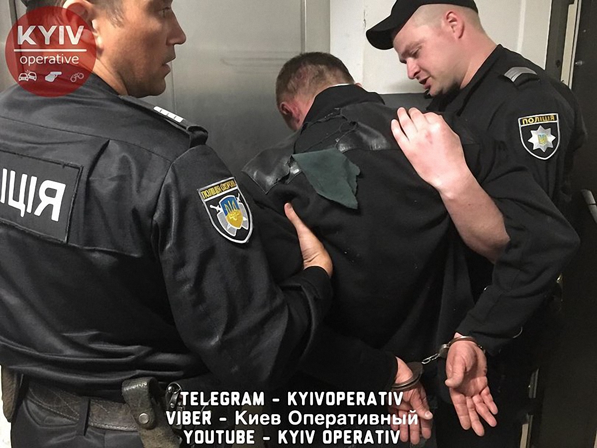 Стрельба в супермаркете Киева: появились фото и видео
