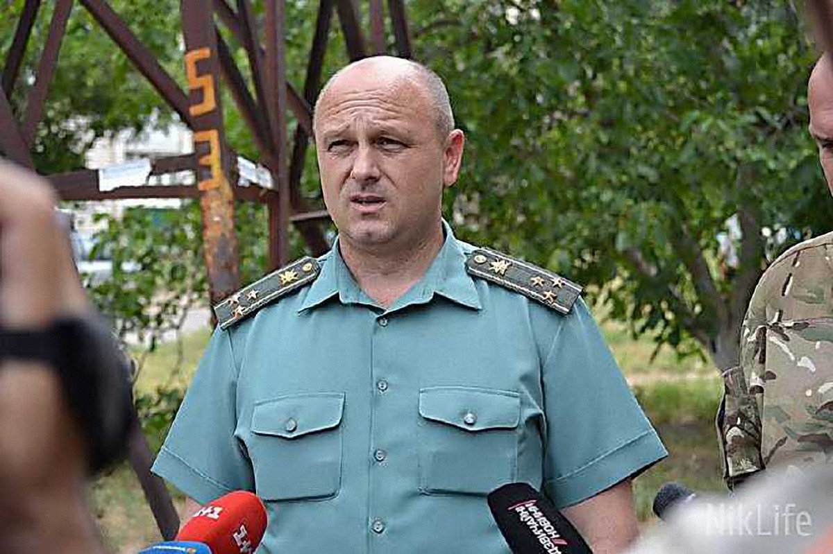 Военный комиссар Николаева оказался бизнесменом из Крыма, а его жена - гражданкой РФ