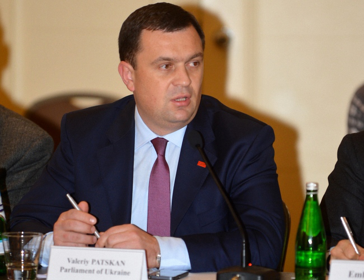 Нардеп рассказал новые подробности лишения Артеменко гражданства