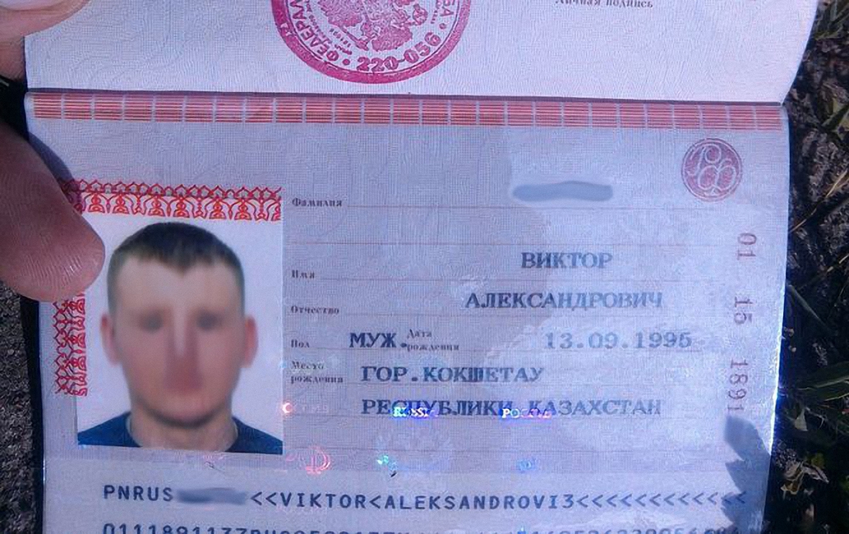 Мать пленного россиянина Агеева заявила, что сын еще числится военным РФ