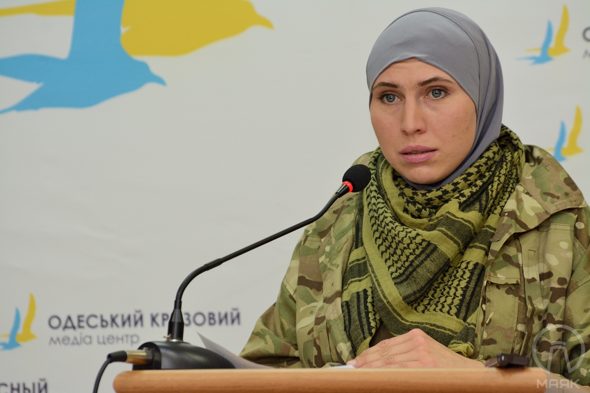 Амина Окуева призывает не верить российским СМИ