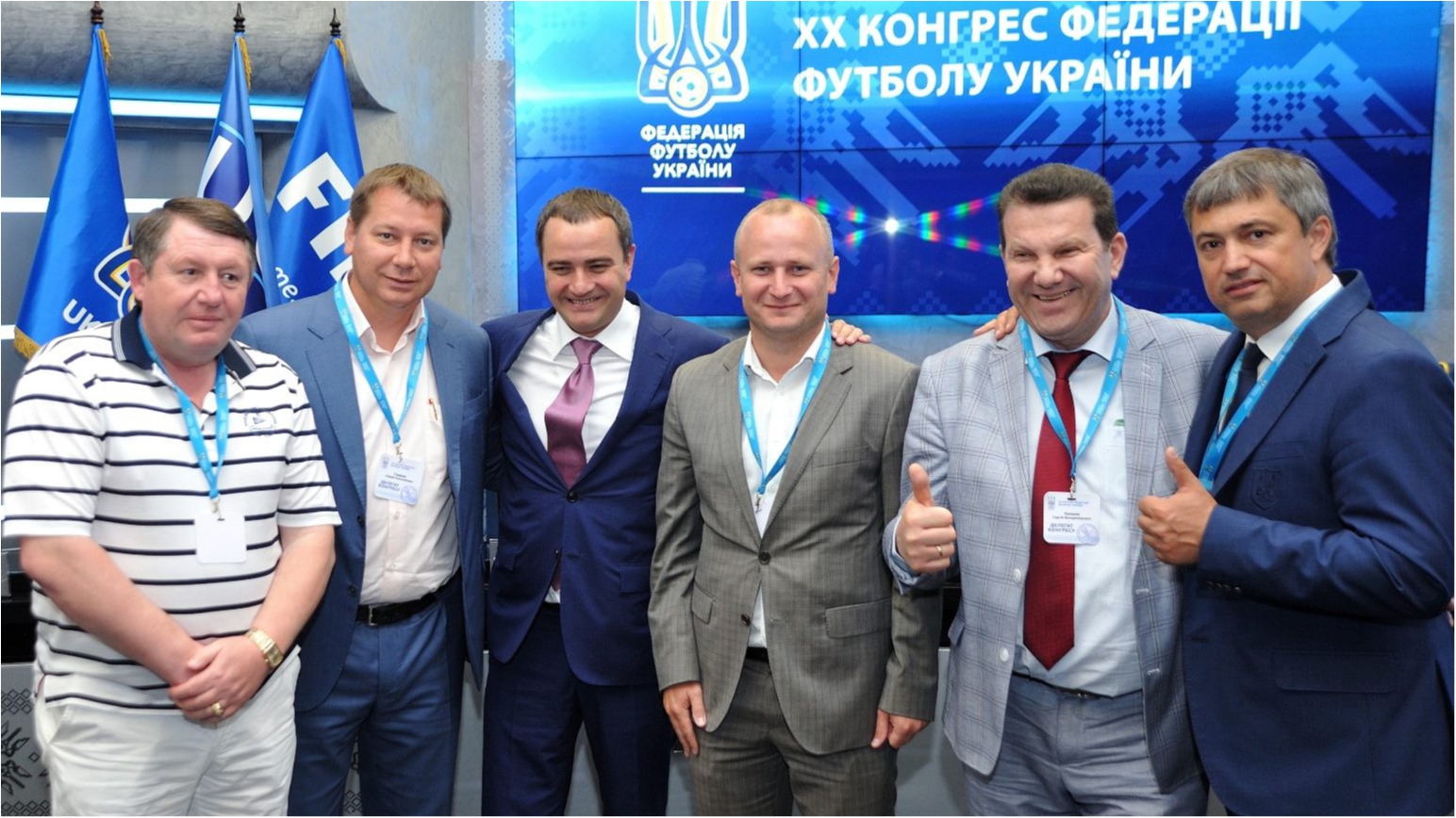 В оточенні «тітушок» і «йовбаків». Футбольне Євангеліє від Павелка