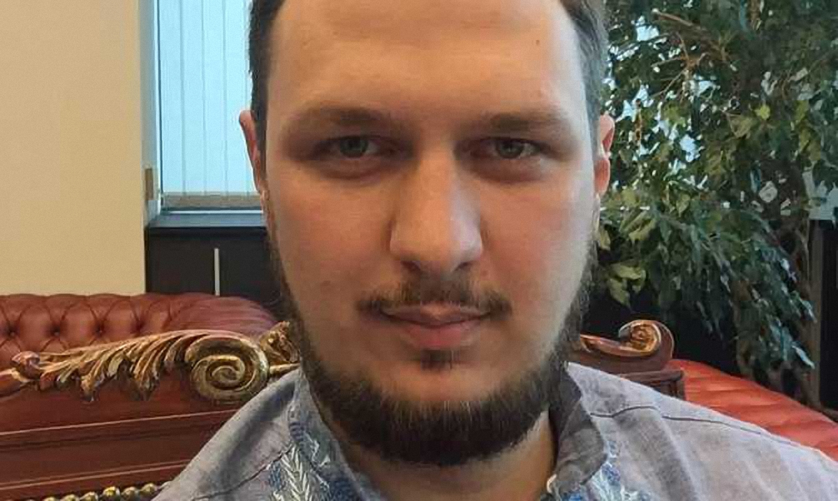 Ни дорог ни руководства: глава "Автомобильных дорог" ушел в отставку