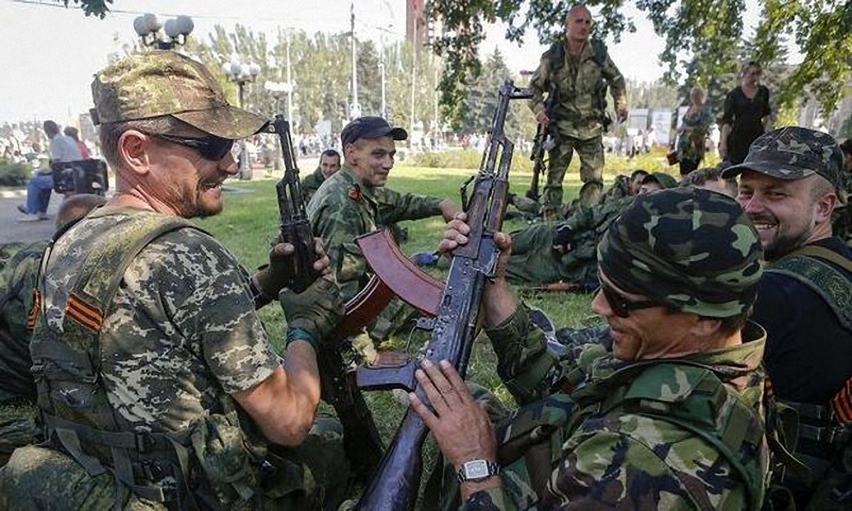 Боевики убили парня, мешавшего им мародерствовать, и списали все на "снайперов ВСУ"
