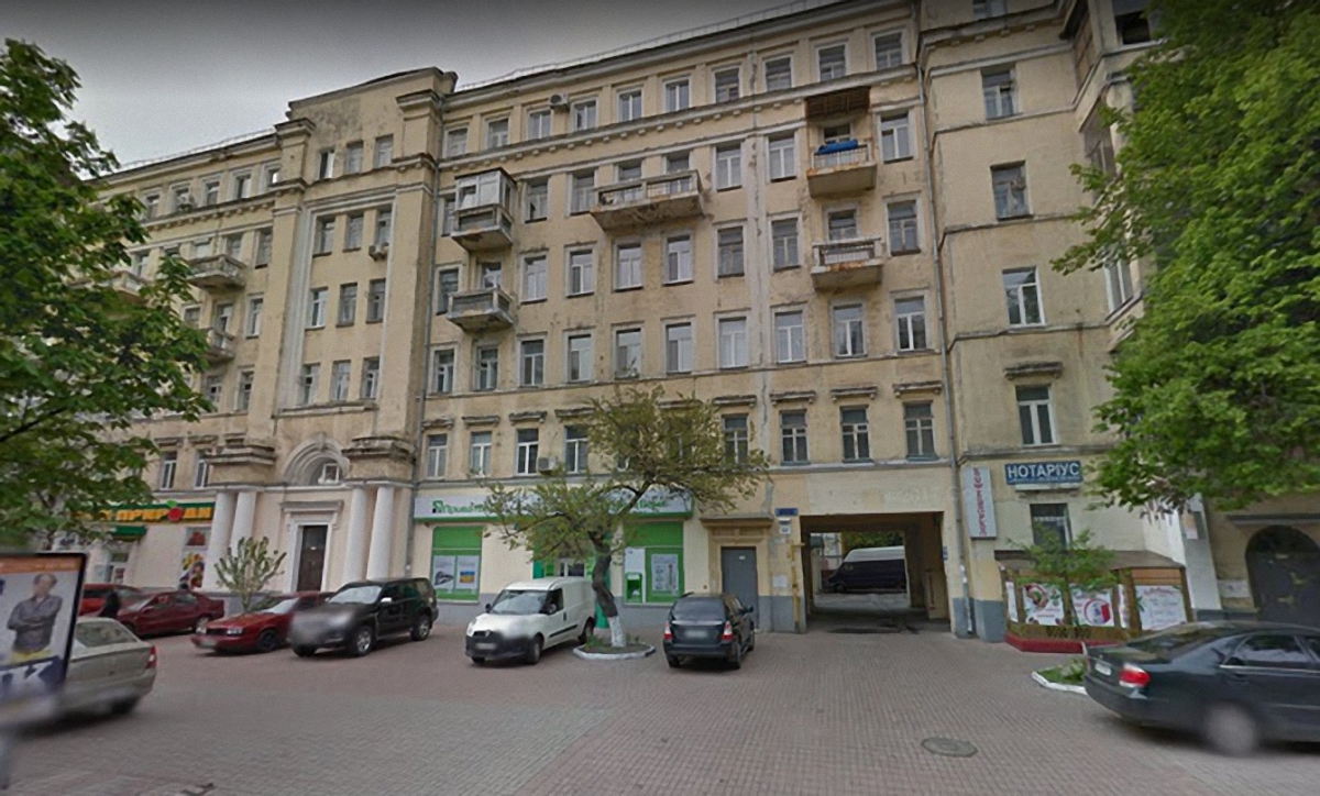 Из-за халатности коммунальщиков может рухнуть жилой дом в центре Киева