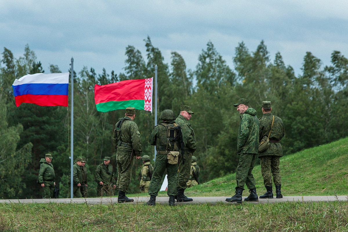 Россия оставила войска в Беларуси после учений "Запад-2017"
