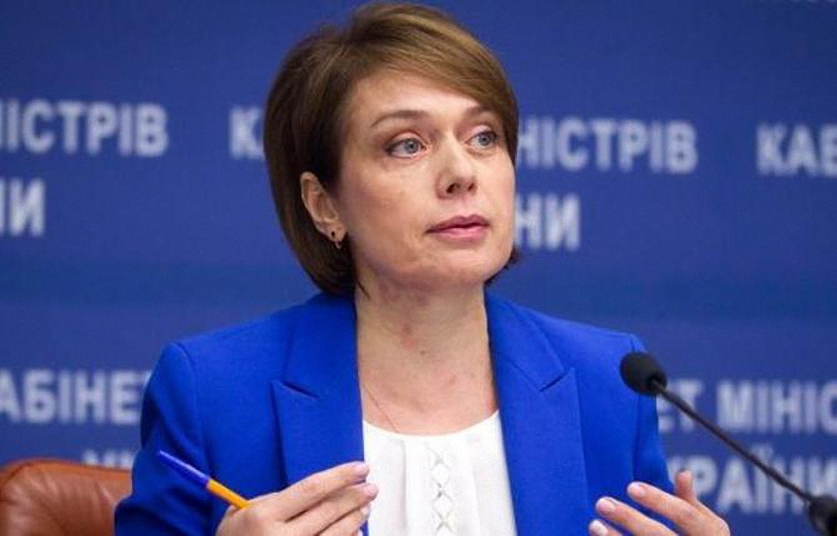 Министр образования пообещала не закрывать школы с обучением на языках нацменьшинств