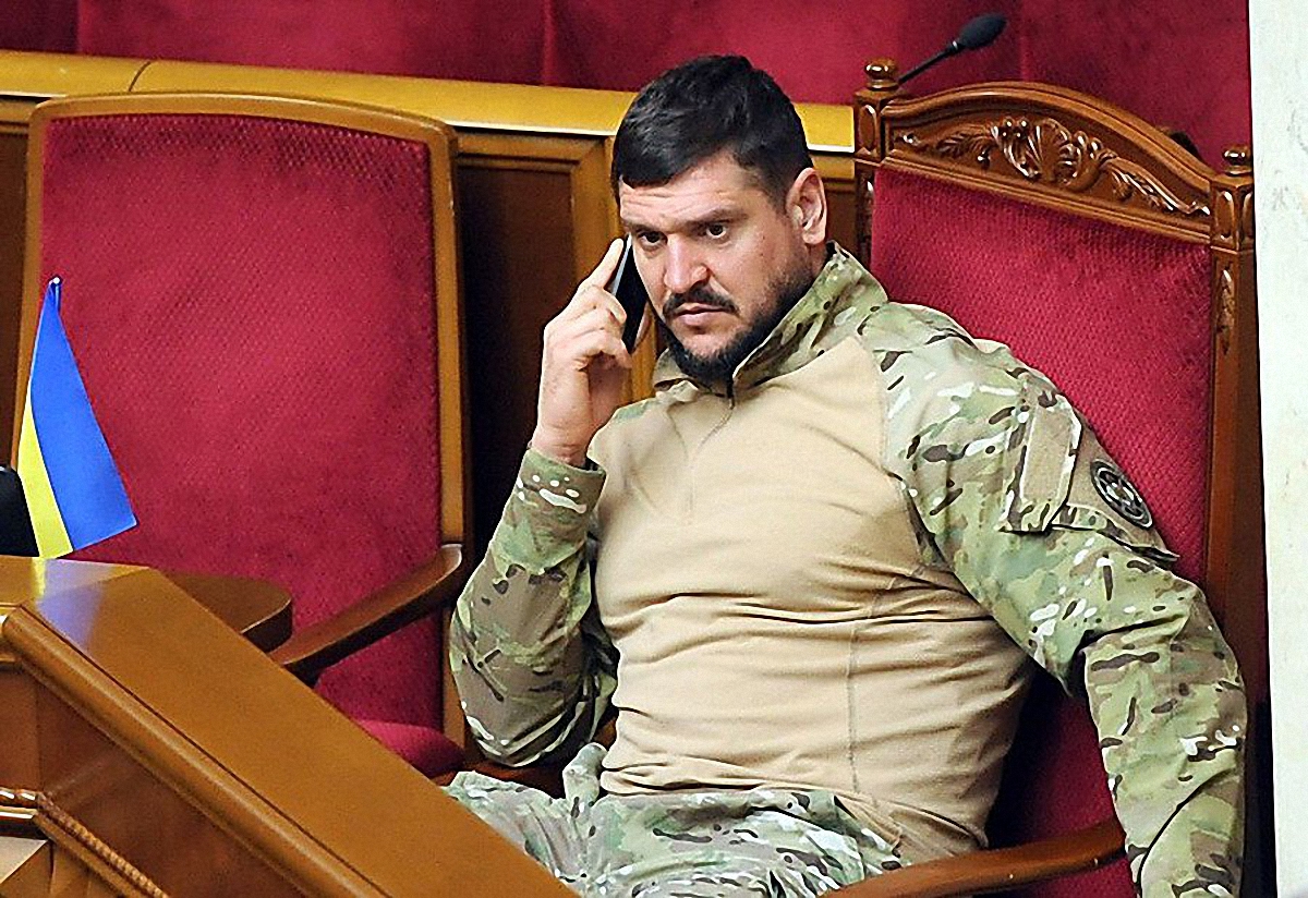 Савченко через Facebook просит нардепов распустить горсовет Николаева