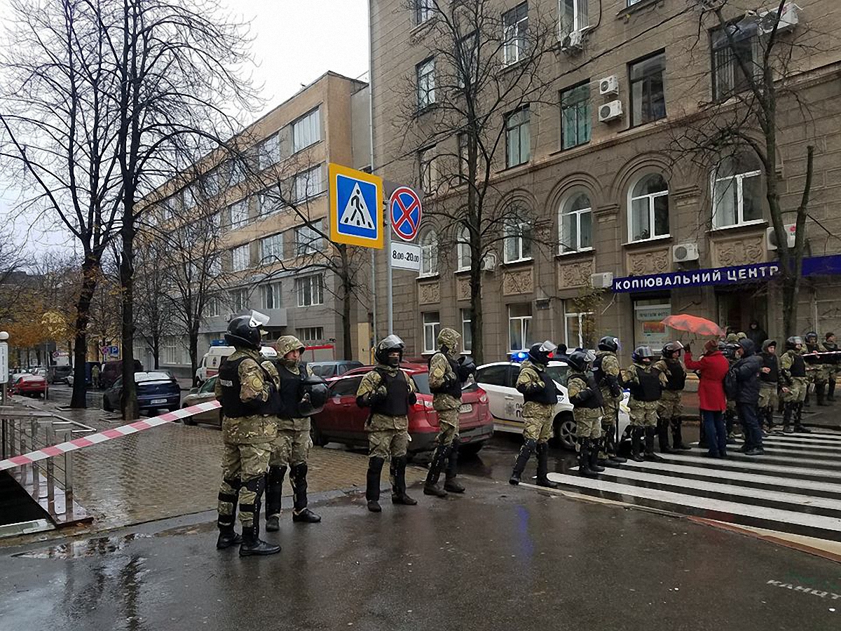 Как будут отмазывать сына Авакова