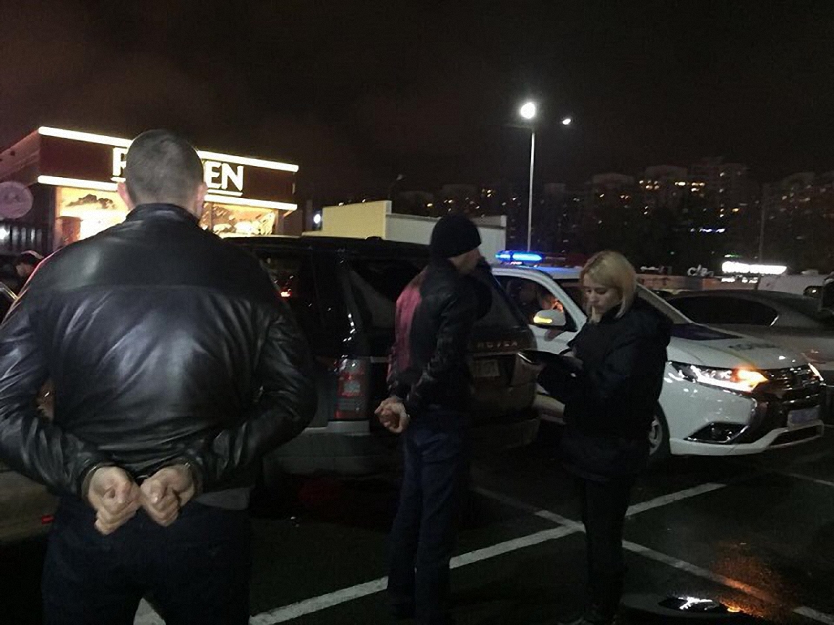 В Киеве спецназ задержал авто с 6,5 кг взрывчатки