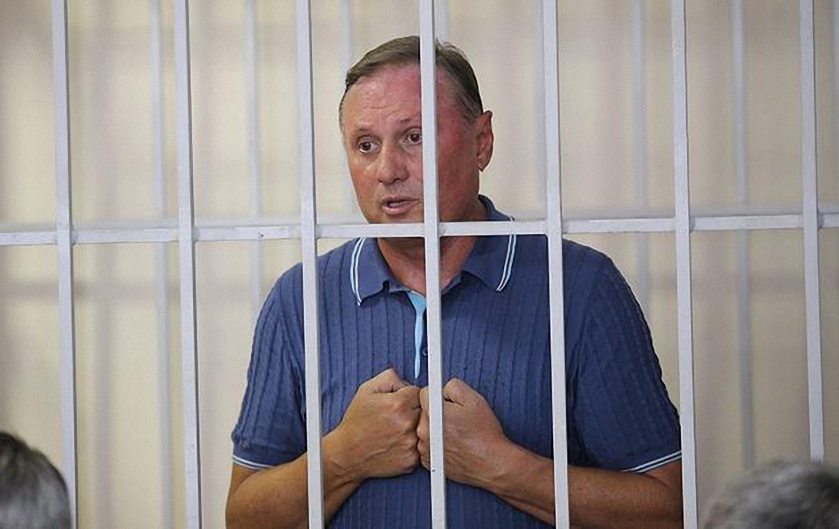 Следователи нашли у сына Ефремова и его жены 33 миллиона швейцарских франков