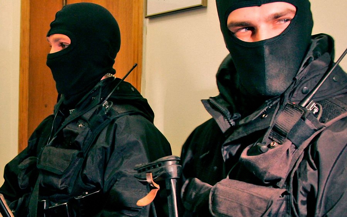 В Госавиаслужбе проходит обыск