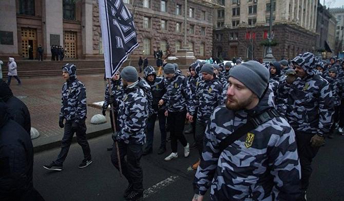 "Национальные дружины" будут патрулировать города с огнестрельным оружием