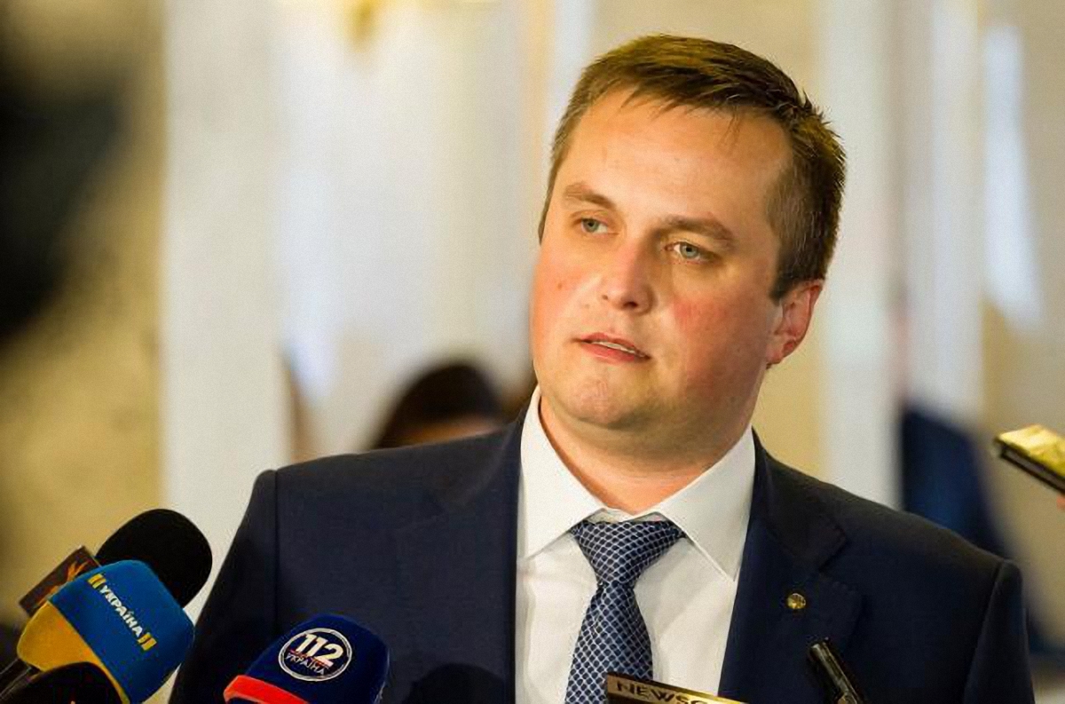 Холодницкий требует публичного суда и уже написал заявление об увольнении