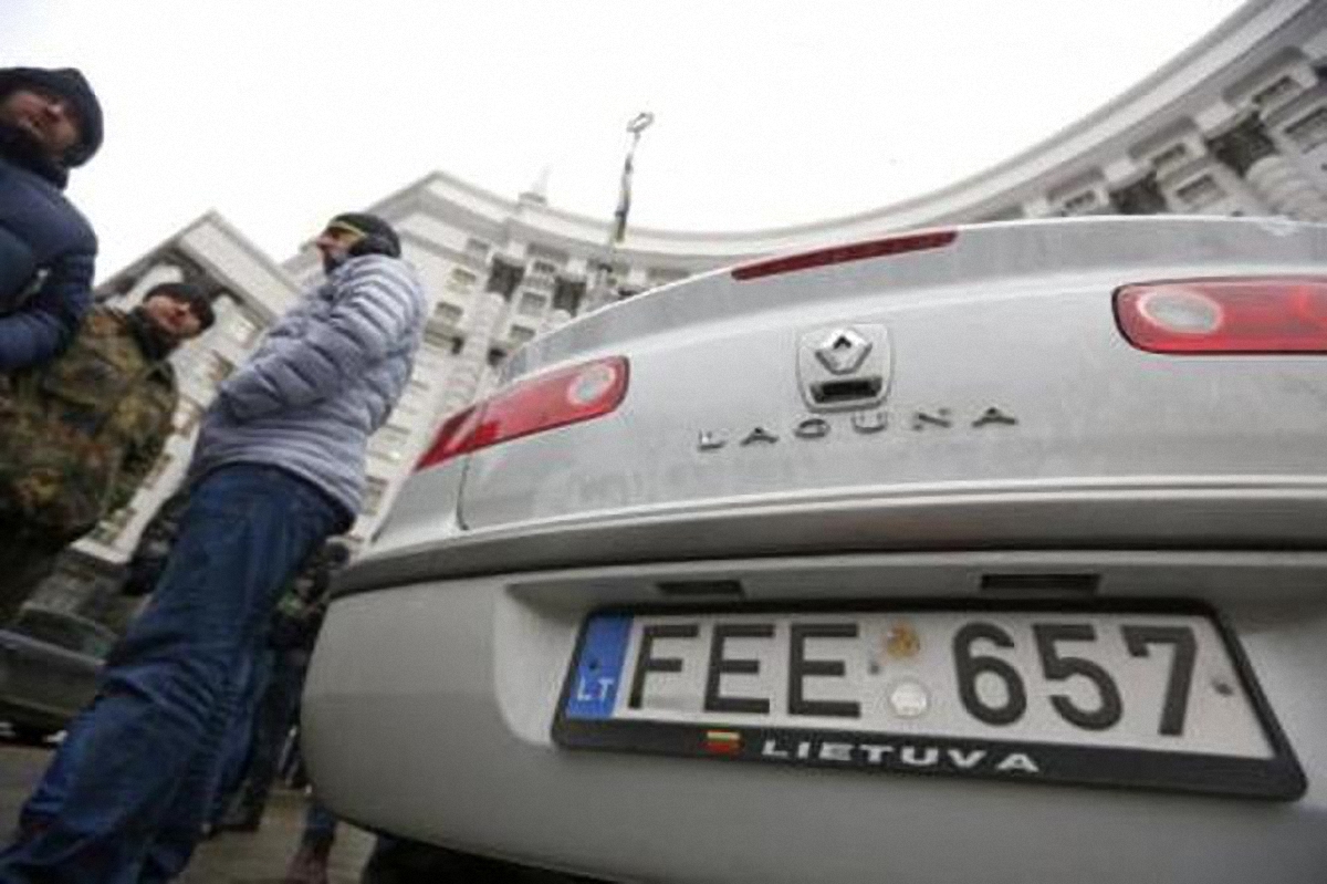 В Верховной Раде рассказали, как решат вопрос с "евробляхами"