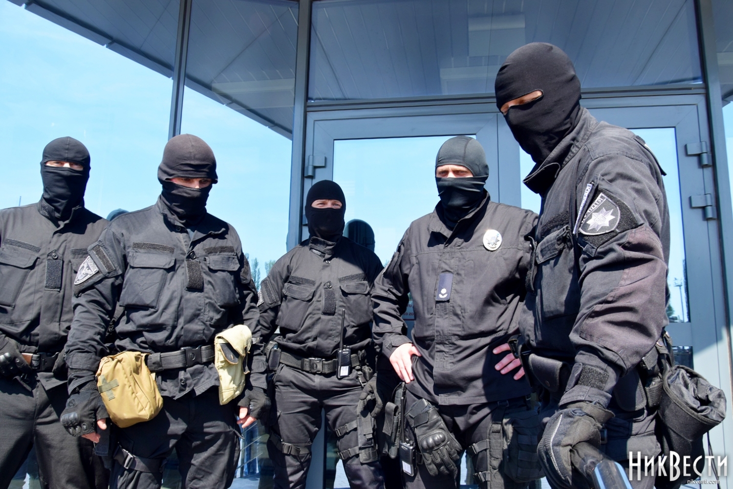 В порту Фирташа проходят обыски