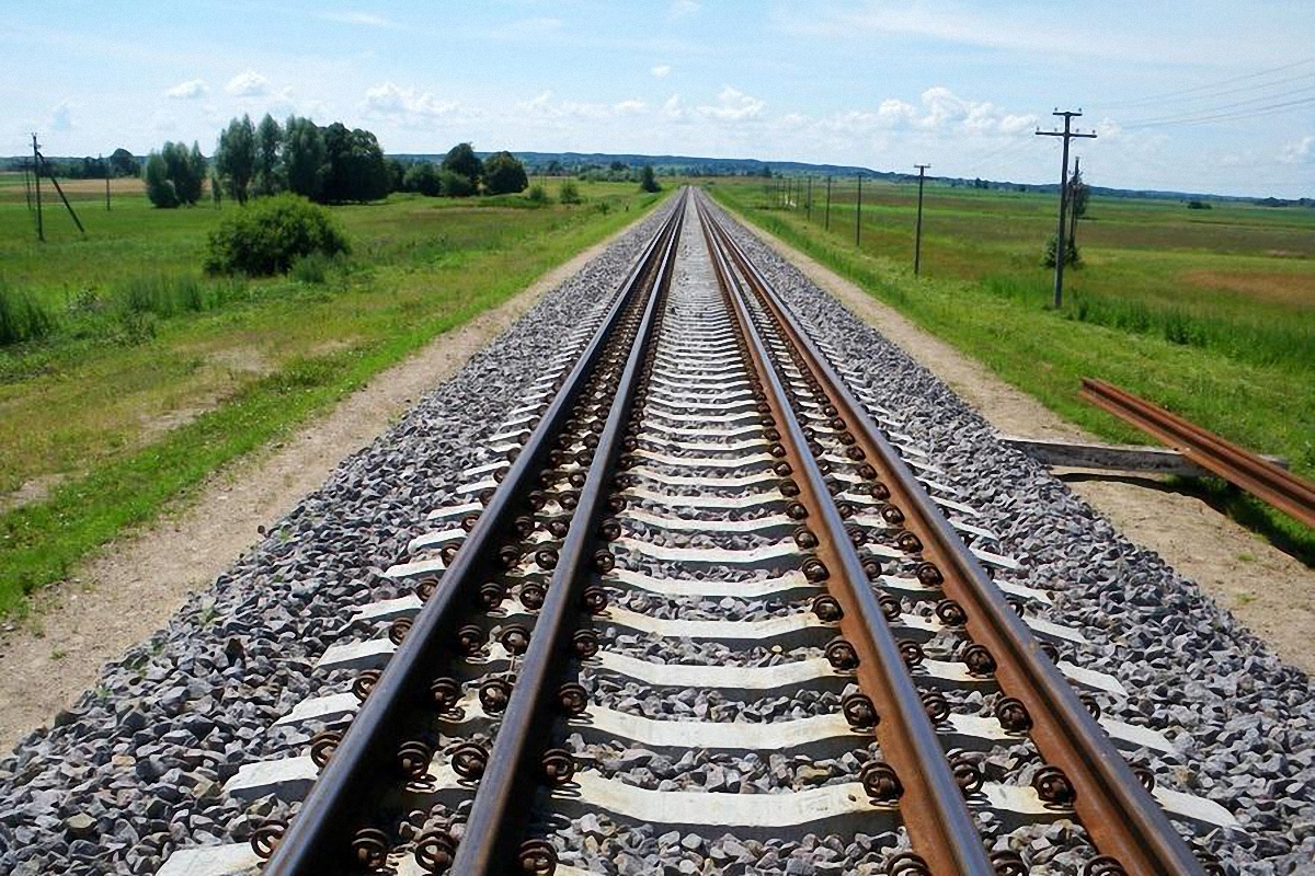 Румыния хочет продлить железнодорожную евроколею до Черновцов