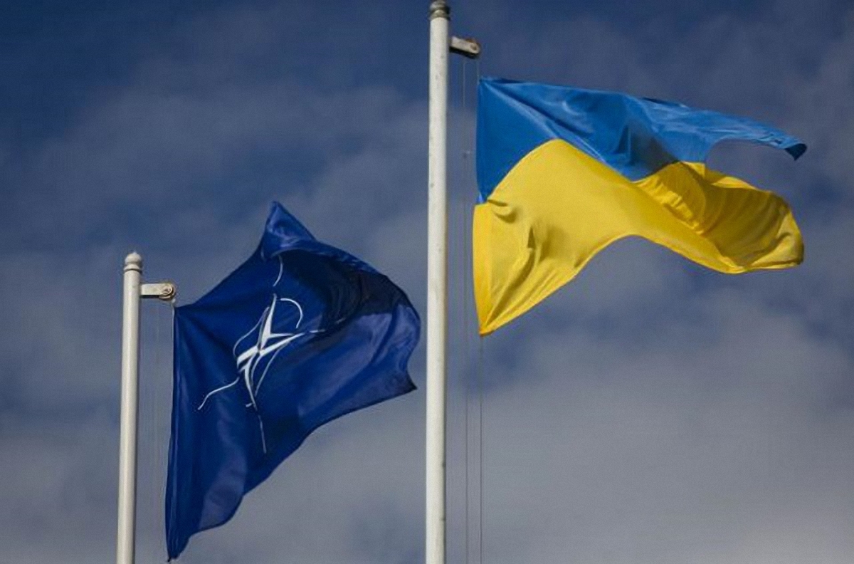 Литва и Канада отреагировали на блокировки Венгрией встречи НАТО-Украина