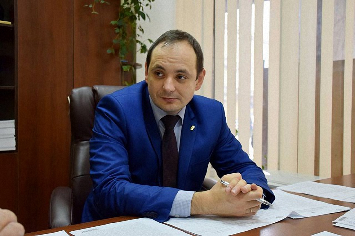 Мэр Ивано-Франковска выступил против учебников о гомосексуализме