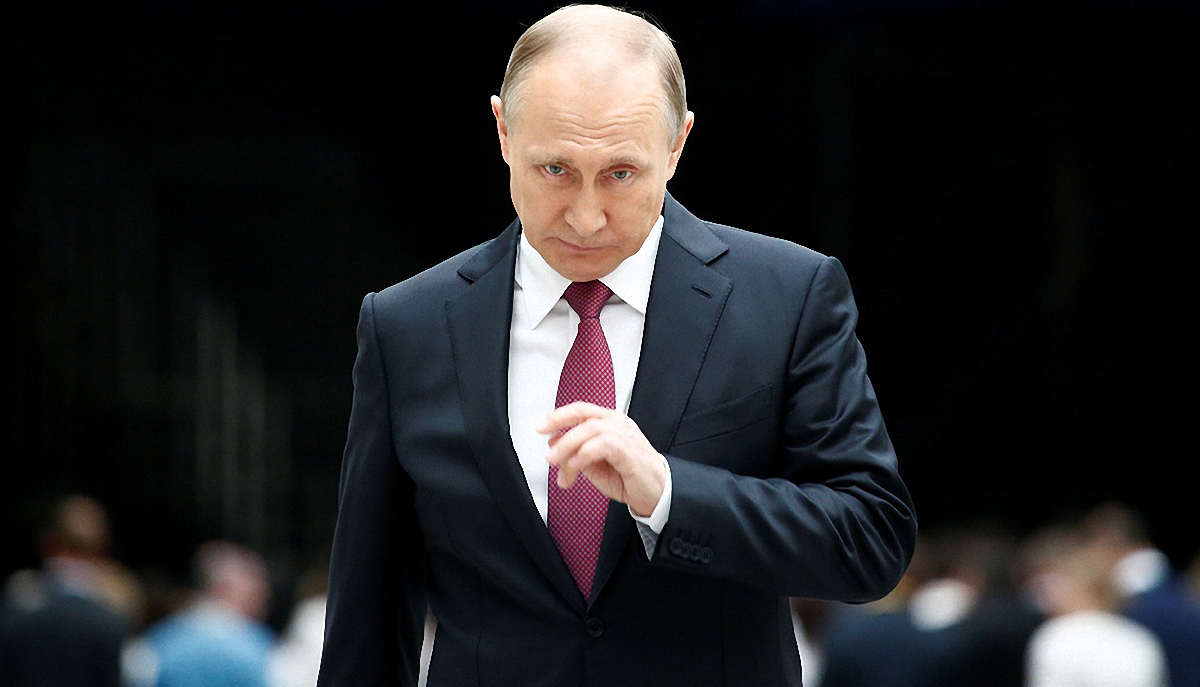 Путина хотят признать военным преступником