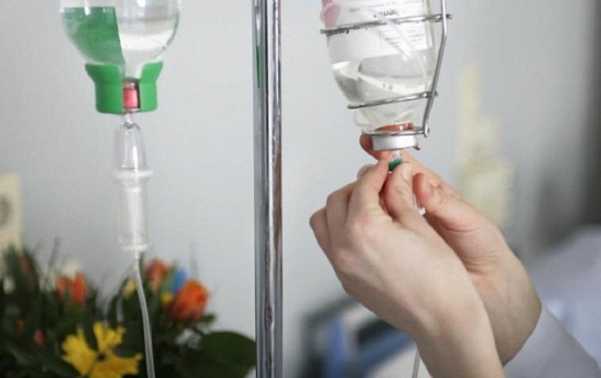 Во Львове срочно госпитализировали посетителей одного из кафе