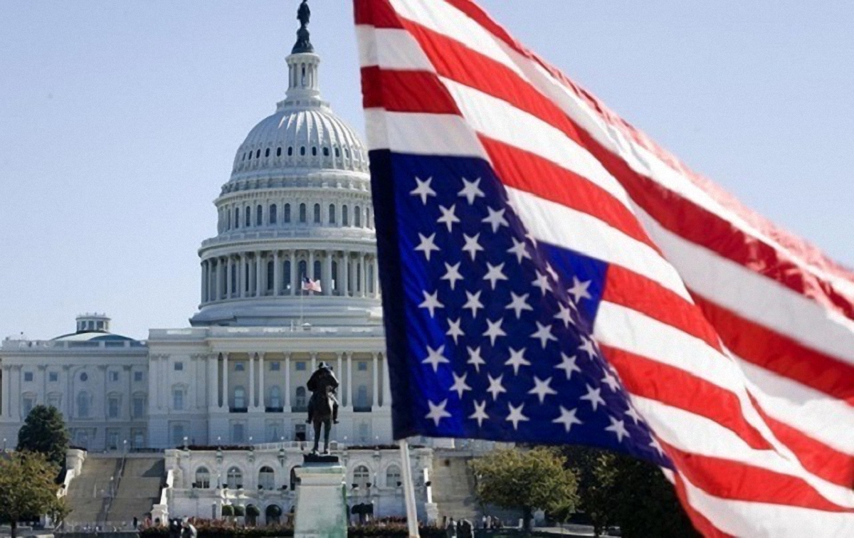США будет наказывать иностранцев санкциями за вмешательство в выборы‍