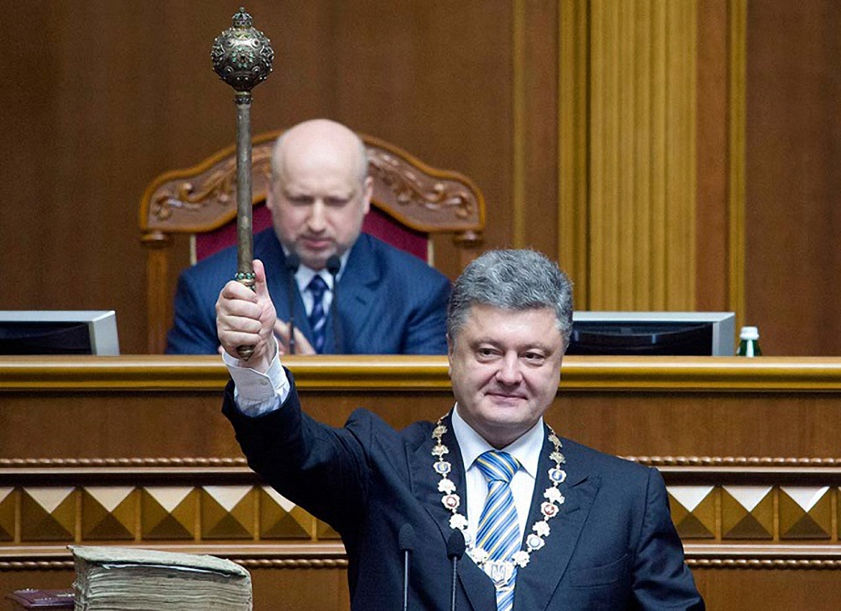 НАБУ проверит связь Порошенко с Манафортом