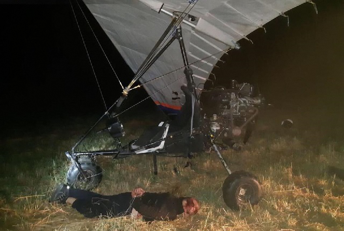 В Словакии задержали украинцев, переправлявших нелегалов на дельтаплане