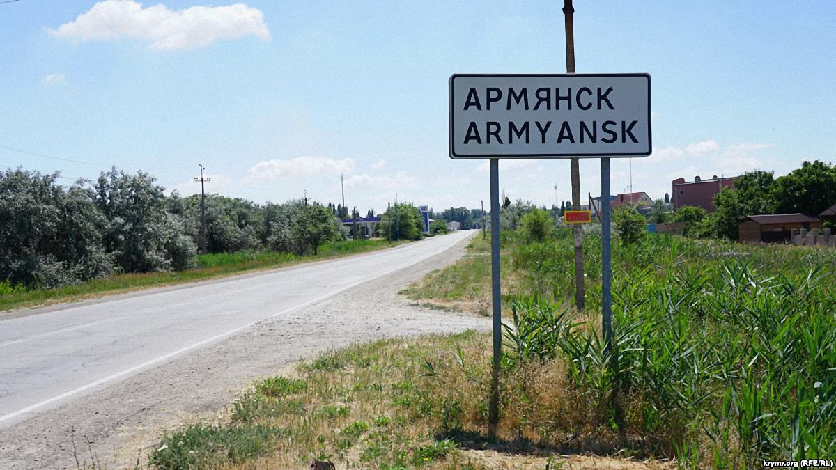 Экологическая катастрофа в Крыму произошла из-за российских военных учений