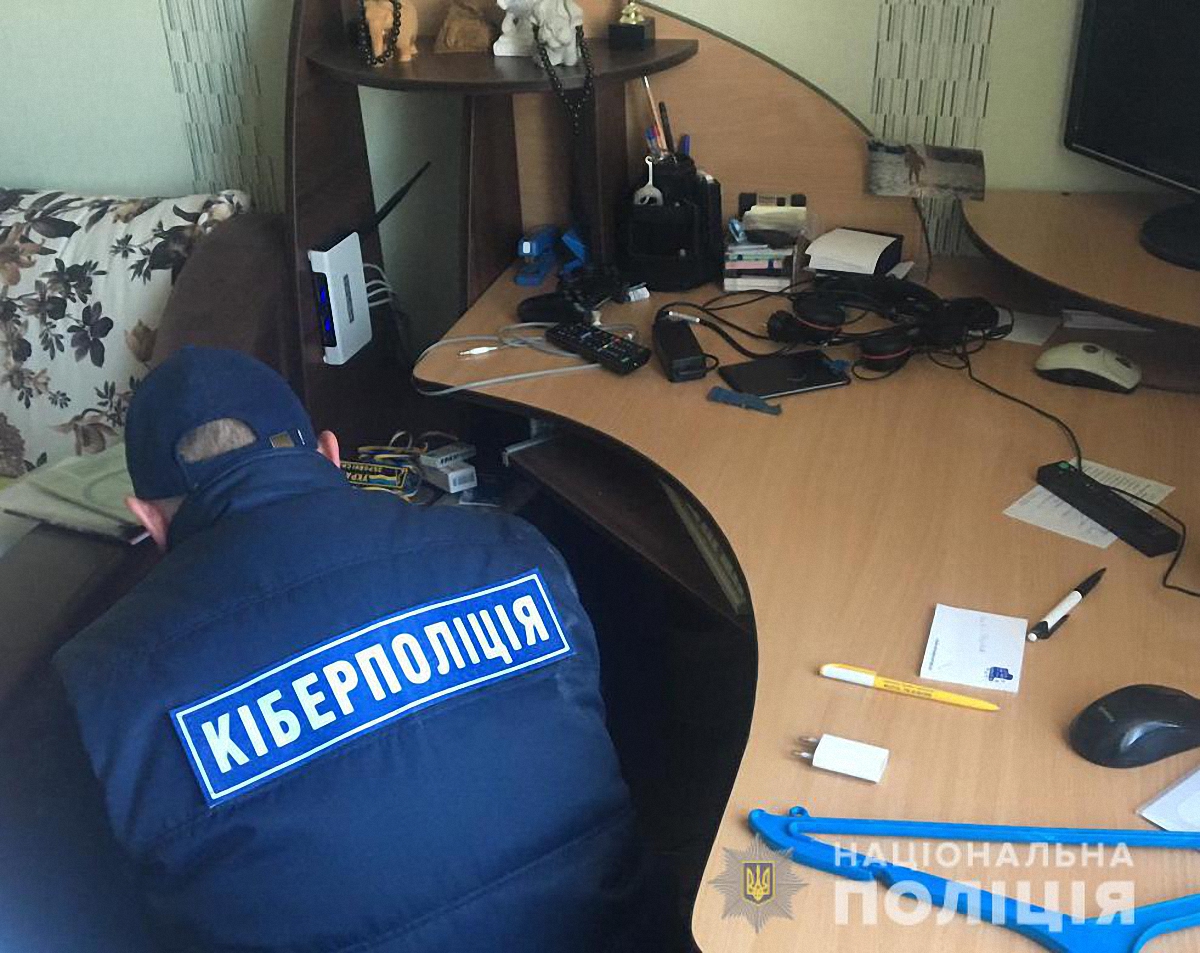 Киевляне через Telegram торговали персональными данными из баз ГФС и кредитного союза
