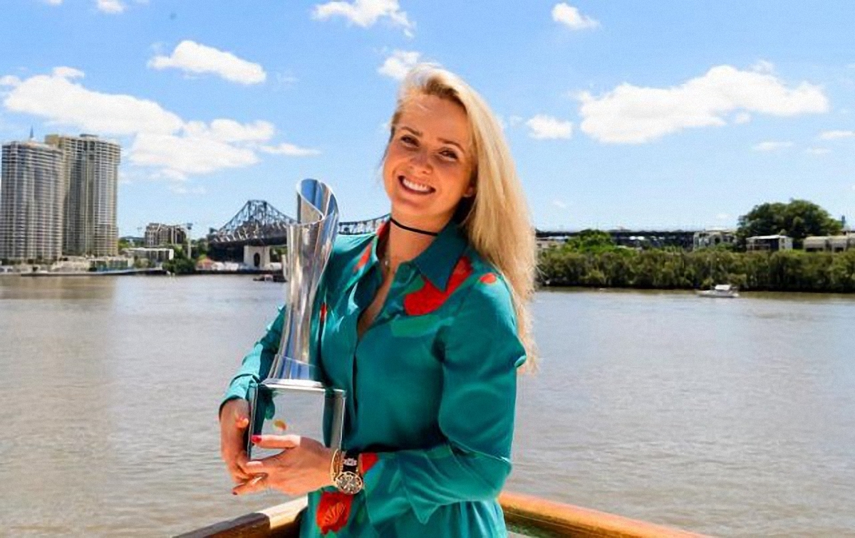 Свитолина получила награду от WTA