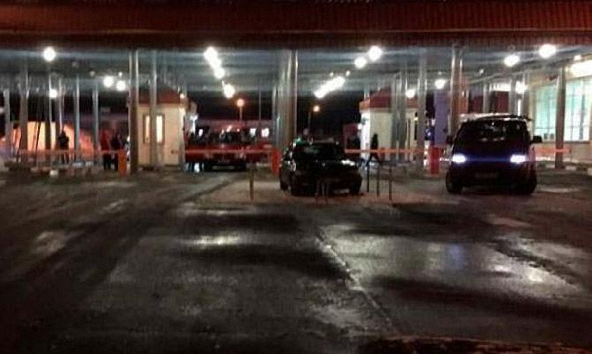 Владельцы "евроблях" заблокировали пункты пропуска на границе с Беларусью