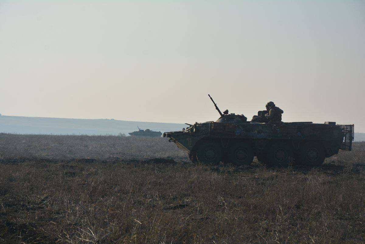 На Донбассе ранены двое украинских военных