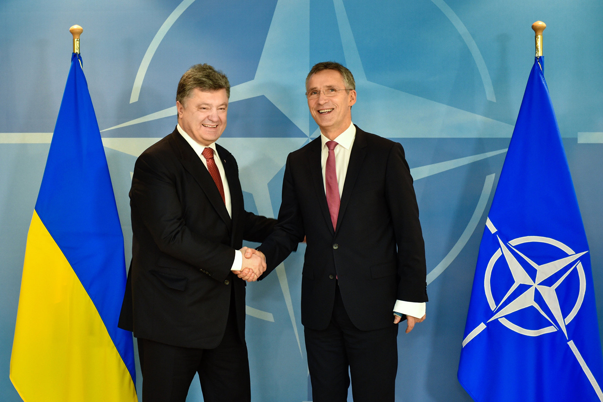 В НАТО ответили на агрессию русских поддержкой Украины военным оборудованием