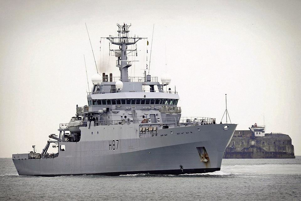 В Черное море приплыл корабль-разведчик британских ВМС