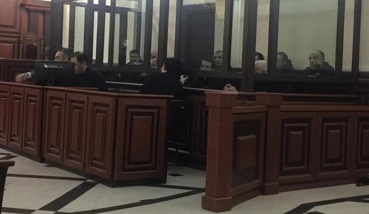Поехавших свергать власть соратников Семенченко оставили под арестом в Грузии