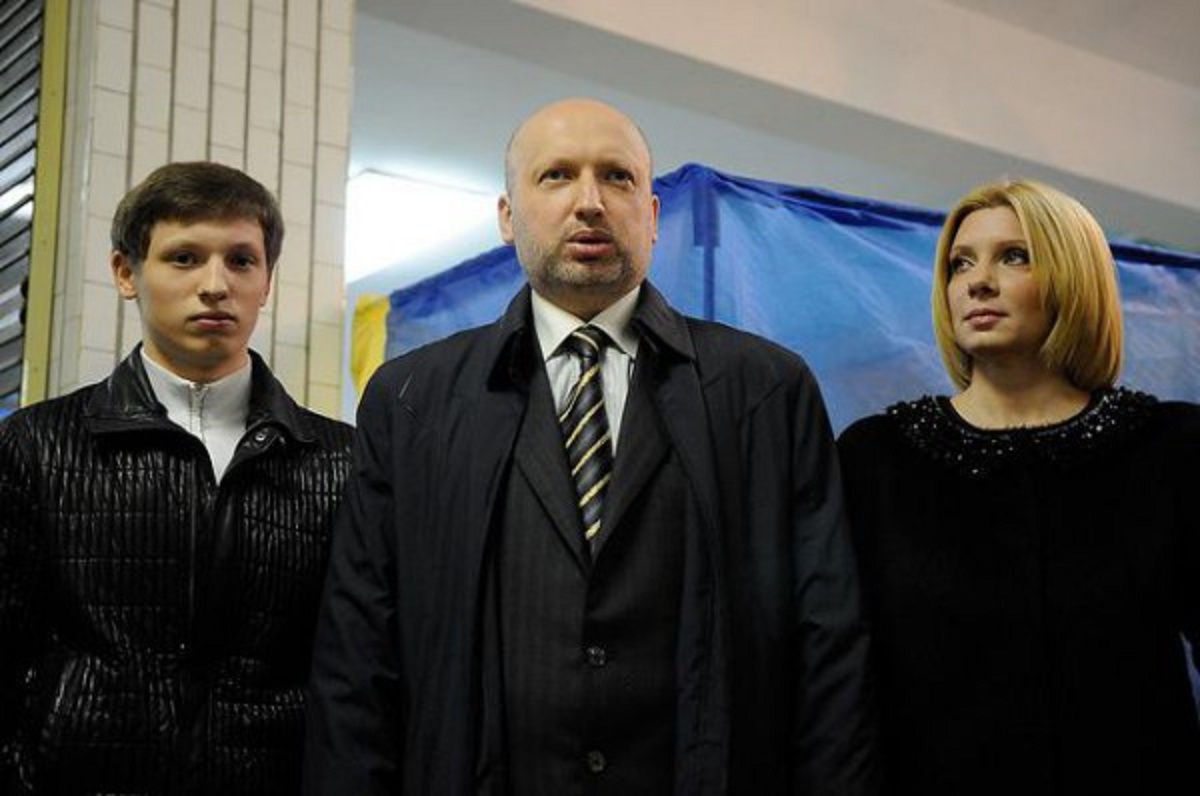 Вспоминаем прошлое: Турчинов подключился к семье Луценко, выступив против Гриценко