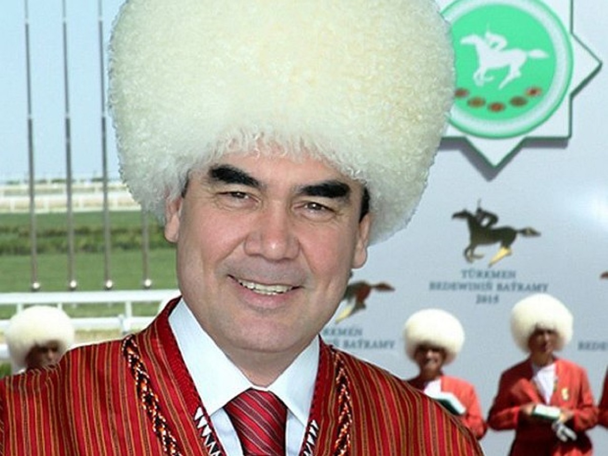 Одиозный лидер из СНГ поздравил Зеленского с победой