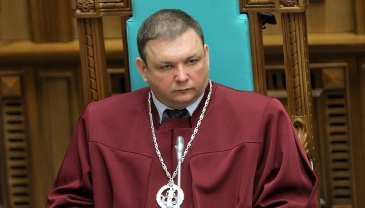 Главу КСУ отправили в отставку