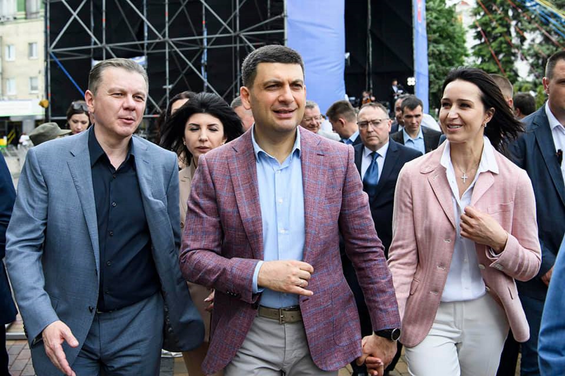 Почему так легко ушел Гройсман