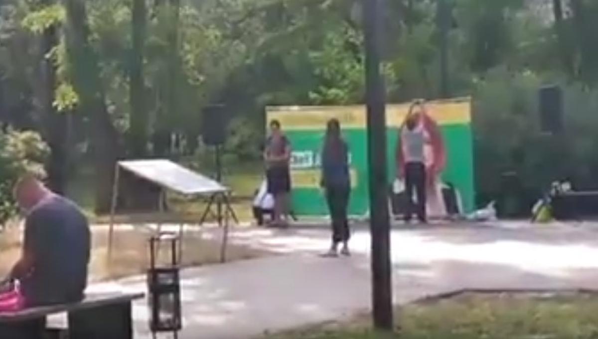 Зе команда устроила веселую агитацию в Бабьем Яру (ВИДЕО)