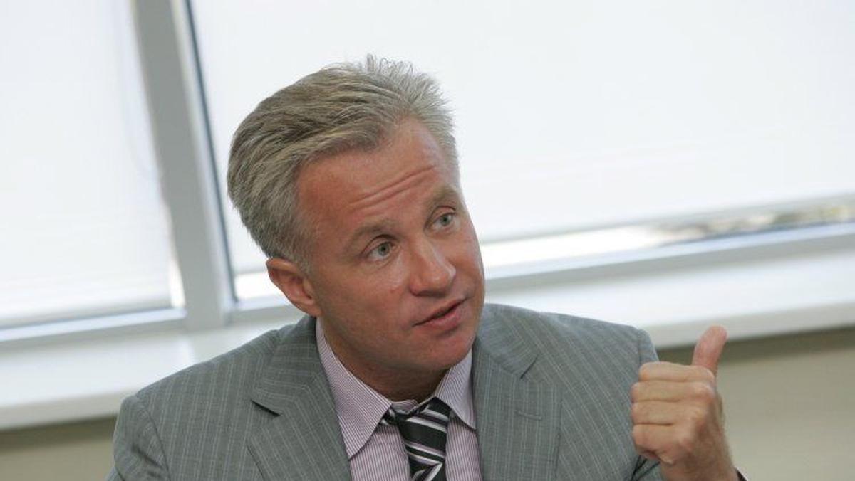 Зеленский приказал отлучить от кормушки друга Порошенко