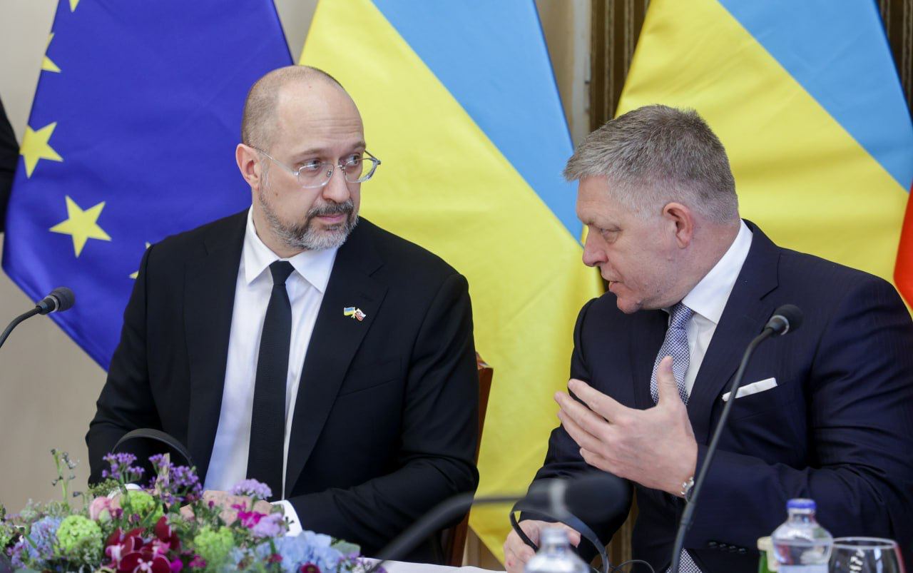 Нехай Орбан і Фіцо луснить від люті: Україна не скасує санкції проти руської нафти