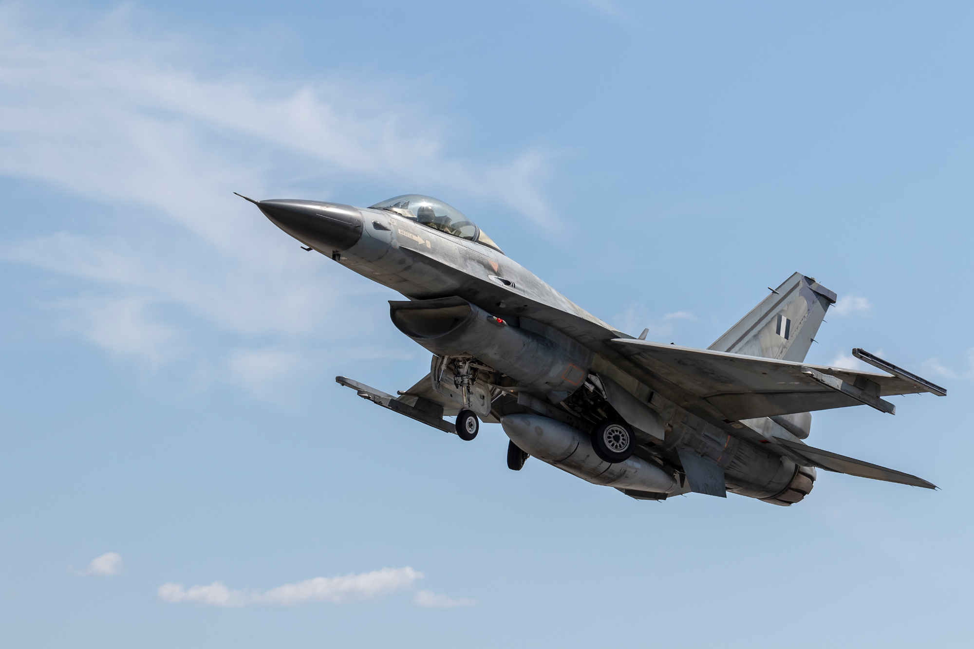 Грецькі F-16 Block-30 незабаром можуть опинитись в Україні - фото 1