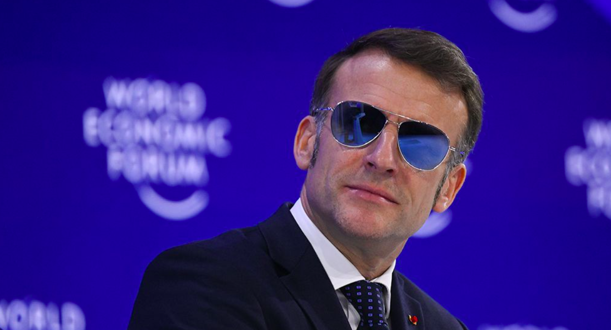 Макрон крутий - фото 1