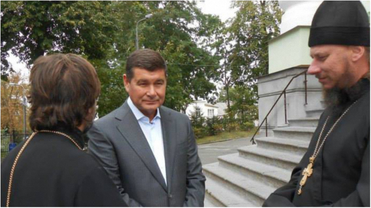 Антикоррупционный прокурор прибыл в Раду с пакетом документов по Онищенко - фото 1